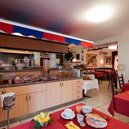Hotel Dischma - Free Bus And Train Ticket-3